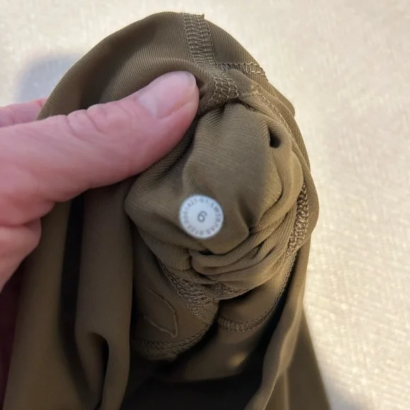 Lululemon Wunder under luxtreme size 6 - Picture 4 of 6